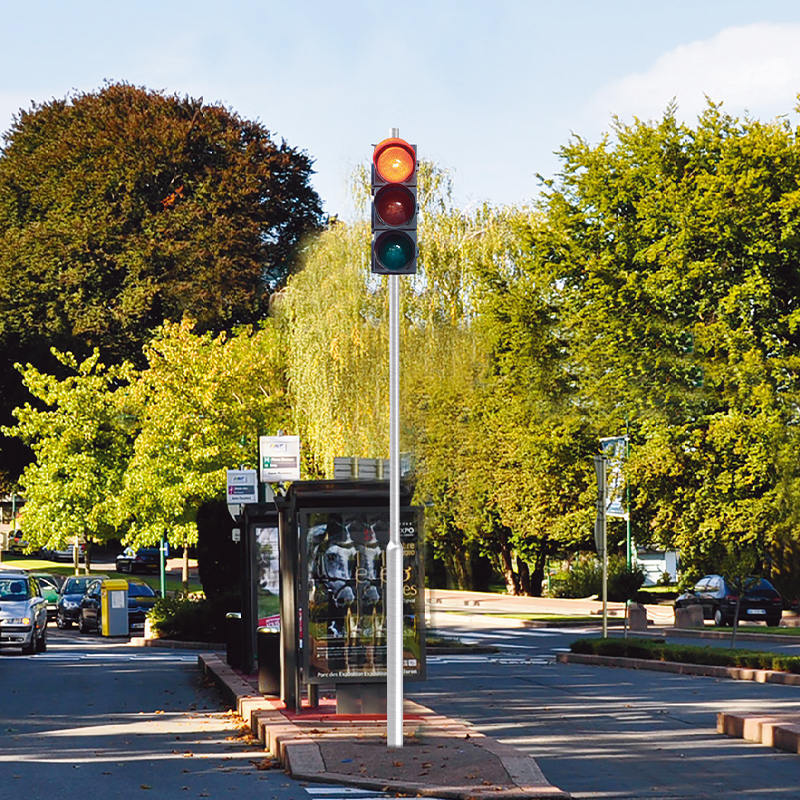 Aluminum Stepped Traffic Pole
